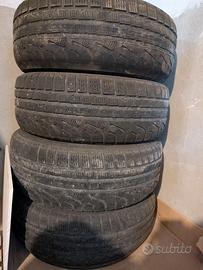 Cerchi in lega 16" originali Volkswagen.