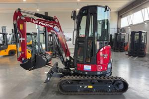 ESCAVATORE YANMAR VIO 27 CABINATO