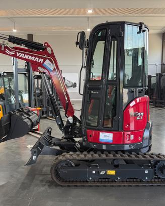 ESCAVATORE YANMAR VIO 27 CABINATO