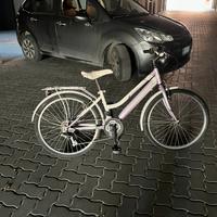 bici da ragazza lilla