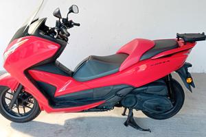 Honda Forza 300 2015 