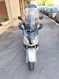 xmax 250 iniettori 