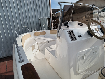 Saver 570 open+Yamaha 40 60 iniezione