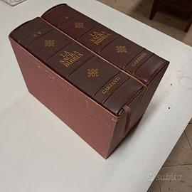 la sacra Bibbia.
