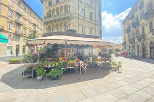 Negozio a Torino Via CARLO ALBERTO 1 locali