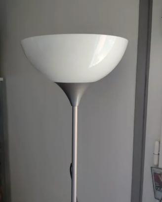 Lampada a stelo IKEA