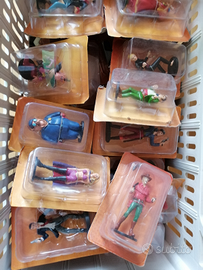 Statuine personaggi dei fumetti