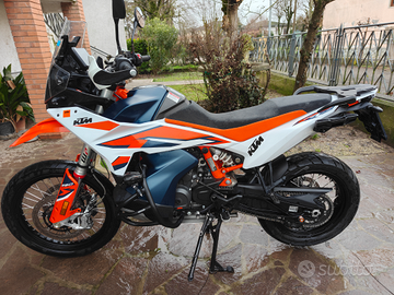 Ktm 890r