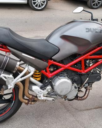 Ducati Monster S2R 800 (4000€ Trattabile)