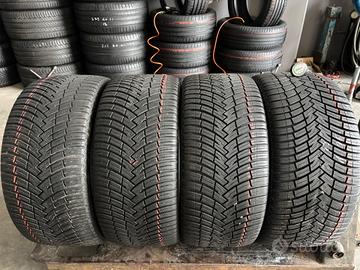 255 35 19 Pirelli 4 stagioni 90% utile, compreso m