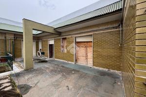 3 LOCALI A CALVIZZANO