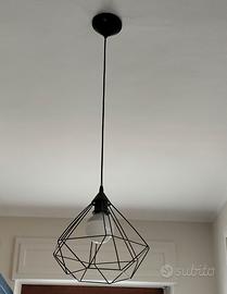 lampadario in metallo nero
