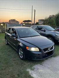 volvo v50 d2 1.6 diesel 2012
