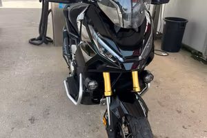 Honda x adv 750 2025