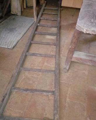 Scala a pioli in legno antica 4 pezzi