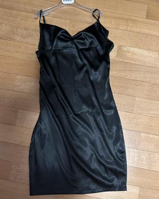 Abito corto in raso nero