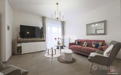 TRILOCALE COMPLETAMENTE RISTRUTTURATO CON CORTE PR