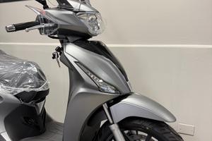 Kymco People S 200