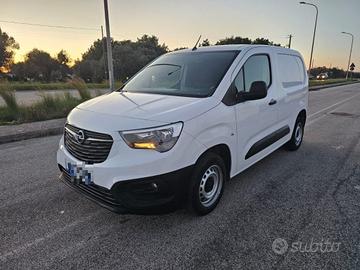 OPEL Combo Cargo 1.5 Diesel 100CV PC 650kg Editi