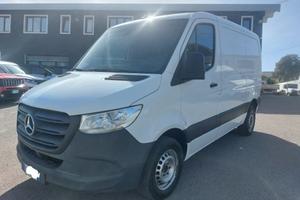 MERCEDES-BENZ Sprinter F32/33 311 CDI FWD TN Fur