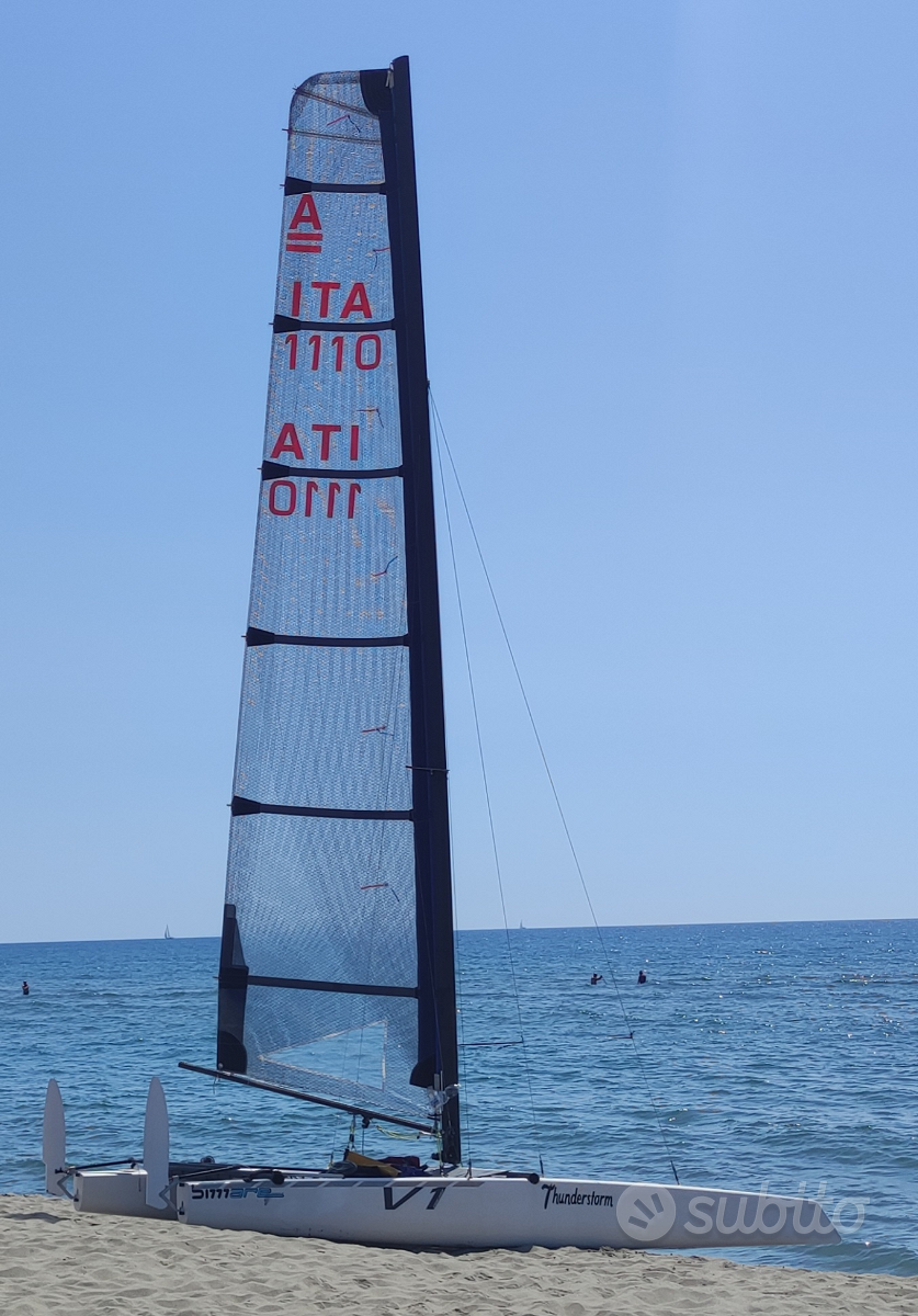 A CLASS CATAMARAN — View photo 1