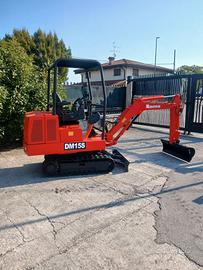 E252 - ESCAVATORE HINOWA 15 Q