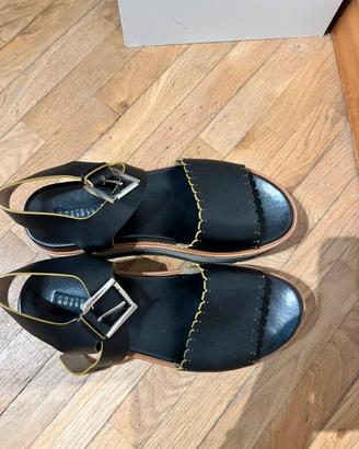 Scarpe estive zeppa dritta