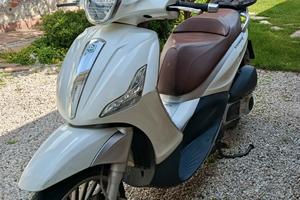  scooter Piaggio Beverly 