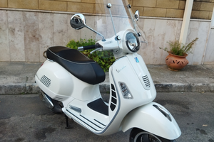 Vespa GTS
