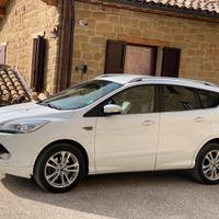 Ford Kuga 2.0 TDCi 180 CV 4x4 Automatica - 2016