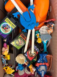 Giochi misti. Sorpresine kinder, patatine ecc…