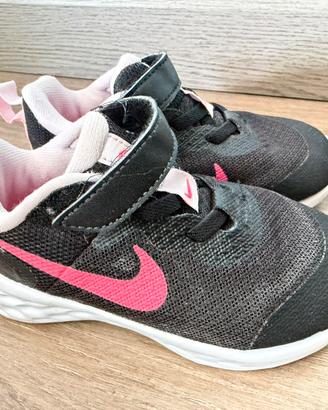 Scarpe nike nr 23,5