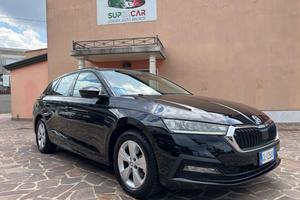 SKODA Octavia 2.0 TDI EVO SCR Wagon Executive