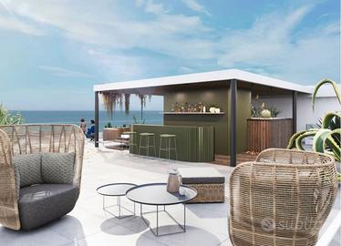 Trilocale con ingresso indipendente - Fronte mare