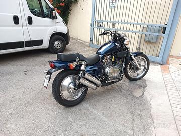 Honda VF 750C rc28 SuperMagna Targa Oro Fmi