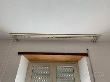 Bastoni a tavoletta a soffitto