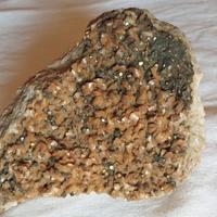 Pirite cristalli su Barite (Marocco)