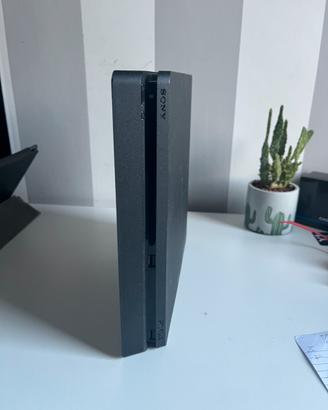 PS4 slim
