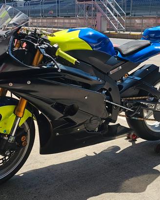 Yamaha r6 600 yzf