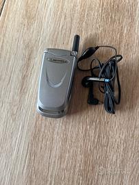 telefono cellulare Motorola V 51