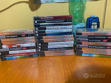 Lotto 30 Titoli PSP (leggere descrizione)