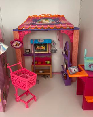 Supermercato Barbie con molti accessori inclusi