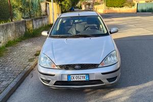 Ford focus con gancio traino 