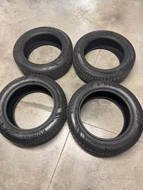 Gomme estive Kumho 225/60 R18 104H