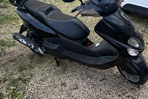 Yamaha Majesty 125 - 2005