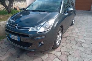 automobili