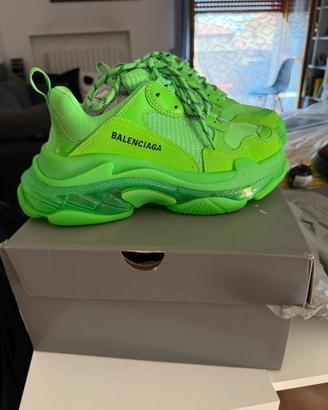 Balenciaga triple s