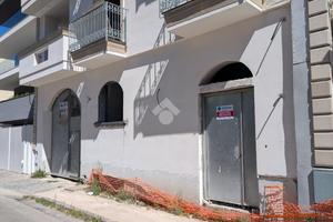 NEGOZIO A FRATTAMAGGIORE