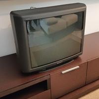Televisore Sony Trinitron a tubo catodico