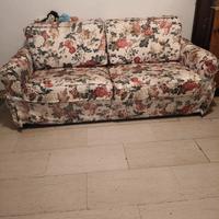 divano, non è un divano letto.